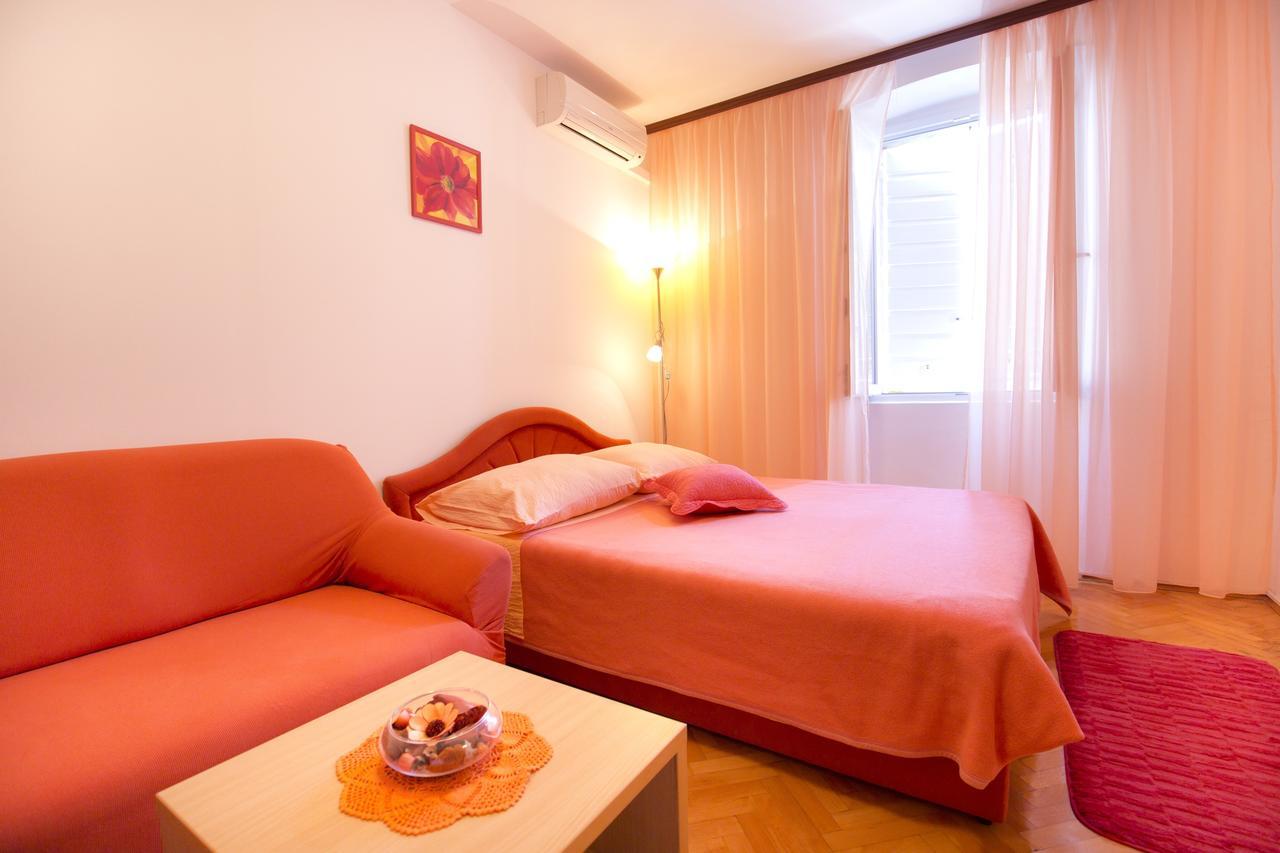 Apartment And Room Daria Vis Island Exterior foto
